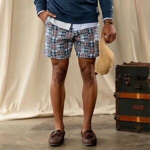 Duck Head | Men's Navy/Multi Madras Plaid 7” Gold School Chino Shorts Size 38